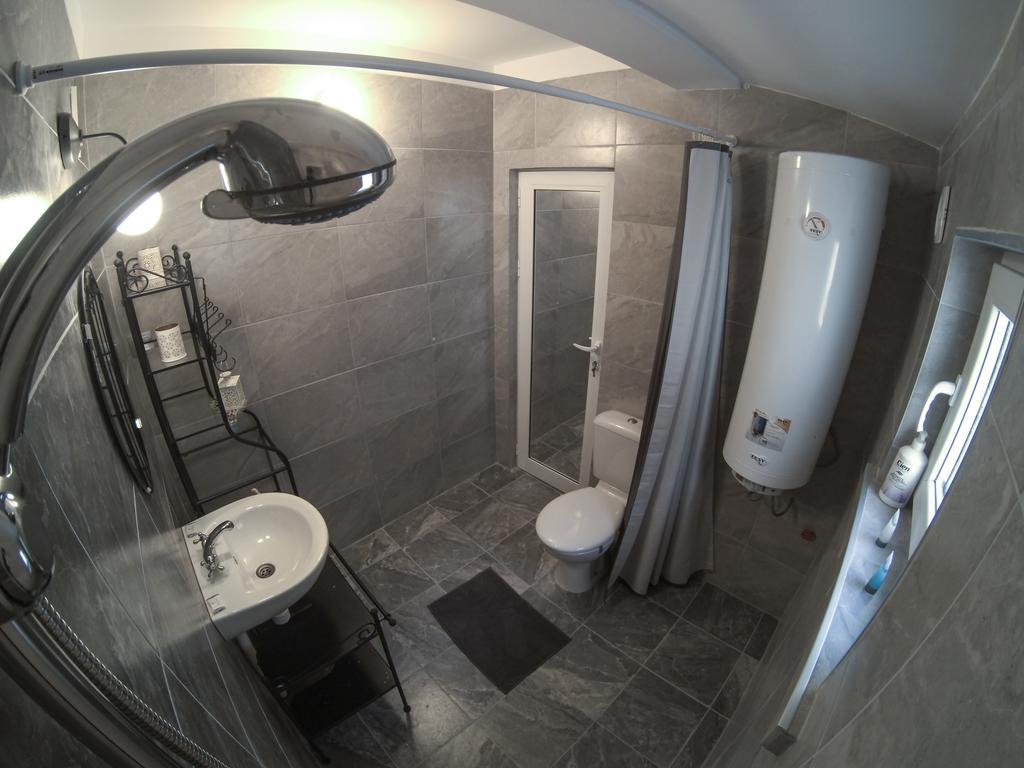 Graf Ignatiev - 3Br Apart Sofia Buitenkant foto