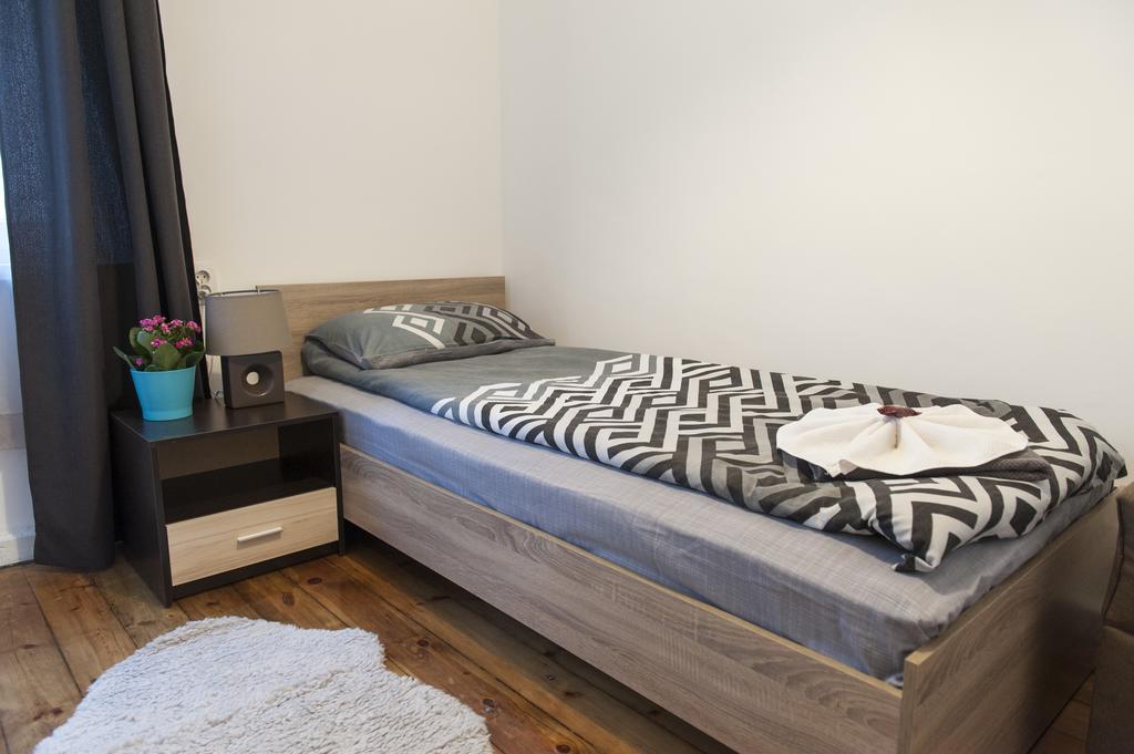 Graf Ignatiev - 3Br Apart Sofia Buitenkant foto