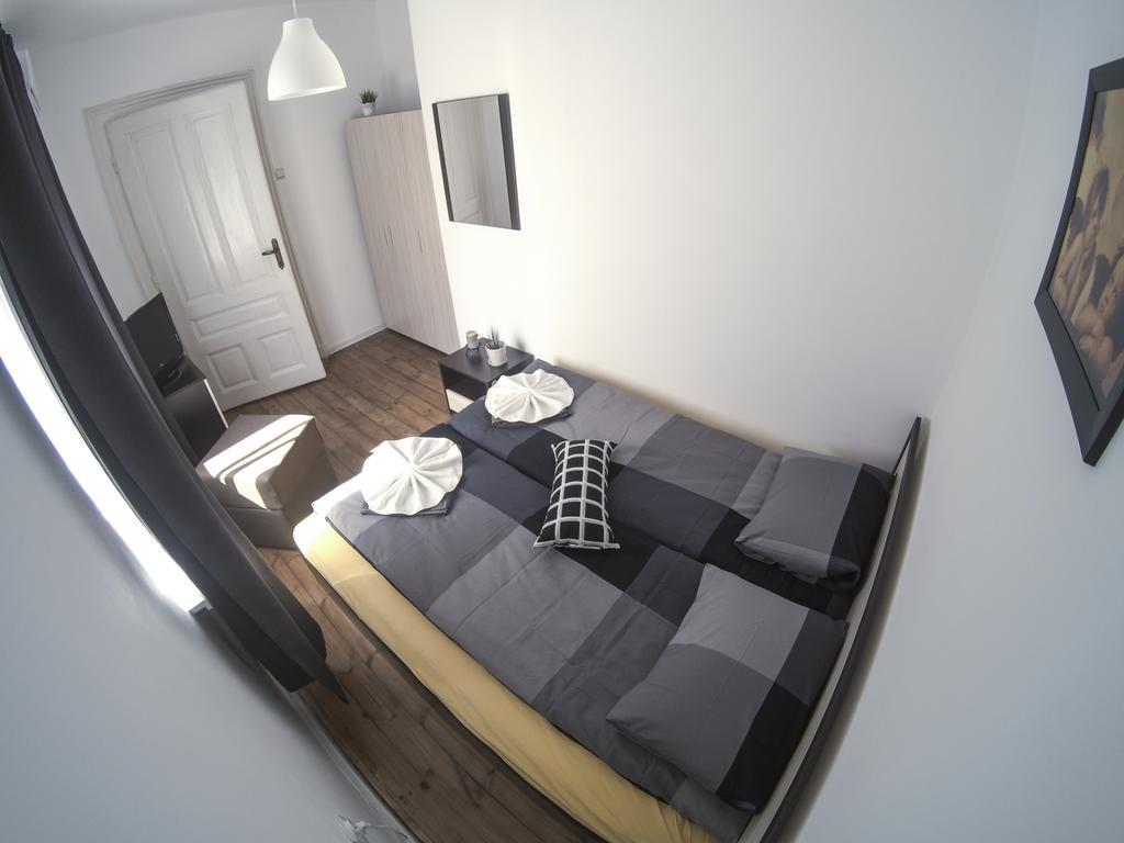 Graf Ignatiev - 3Br Apart Sofia Buitenkant foto